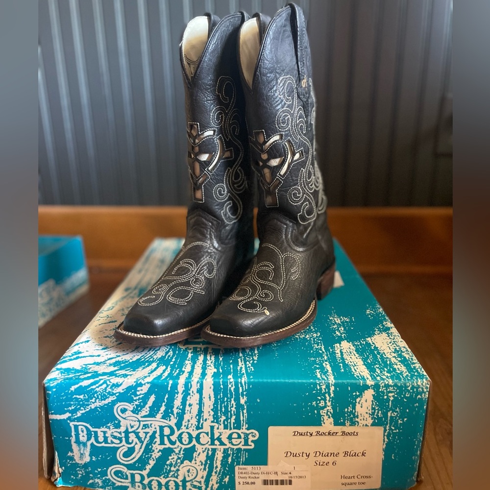 Womens Dusty Rocker Boots